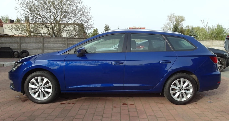 Seat Leon cena 48600 przebieg: 122000, rok produkcji 2019 z Wrocław małe 497